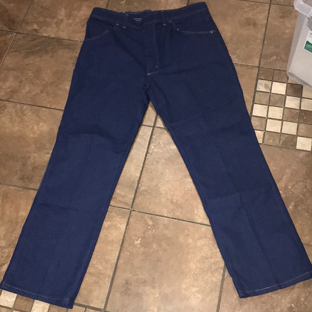 NWT Women’s Wrangler Stretch Jeans